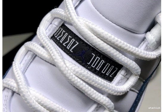 CD6846-102 11 Air Low Jordan 'Blue CD6846-102 Snakeskin' 0113